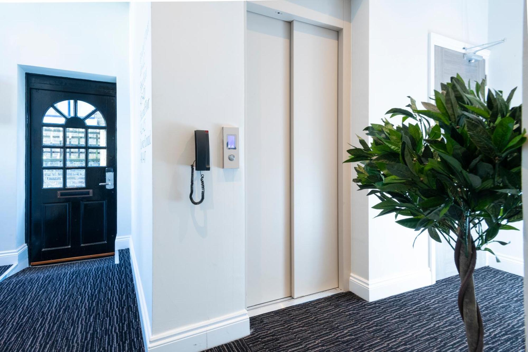 Best Western Chiswick Palace & Suites Londres Exterior foto